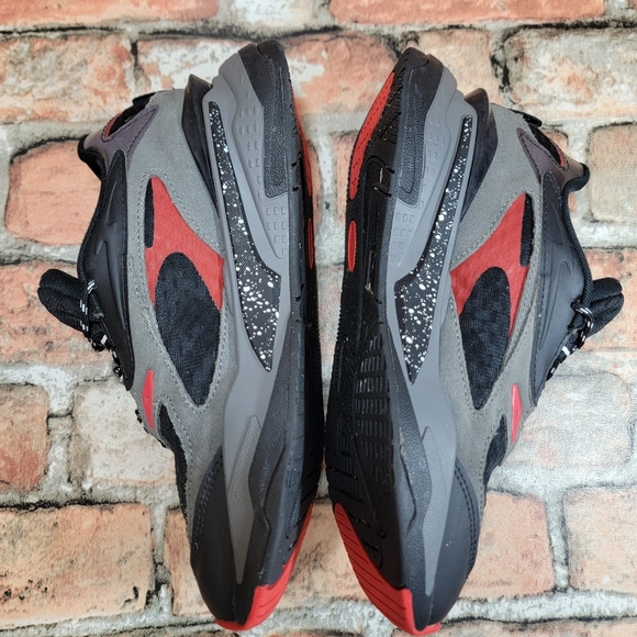 Puma RS Fast "APM" Black/Castlerock/ Red Sneakers Kids Size 5.5 - Picture 6 of 12